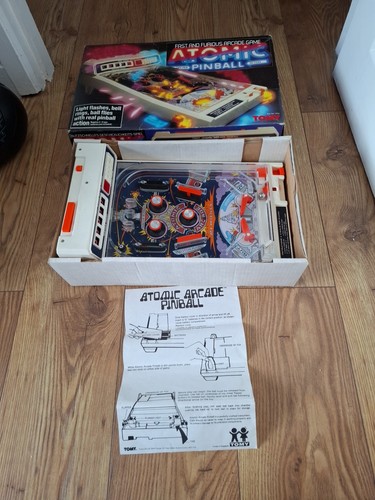 Atomic pinball game tomy - atomic,